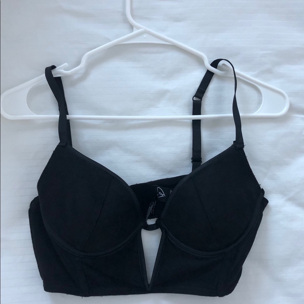 BLACK CROP BRALETTE